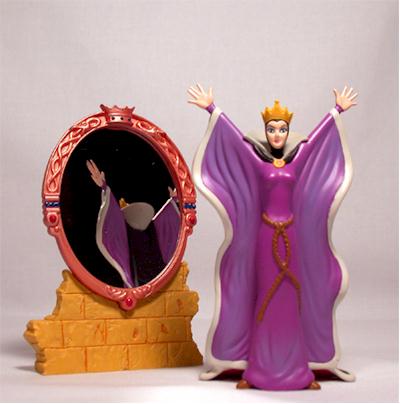 Disney Magical Collection Evil QUEEN action figure