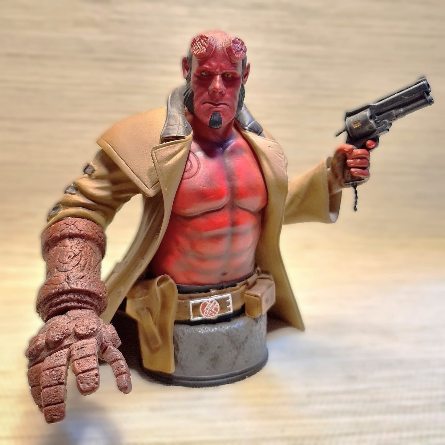 HELLBOY 2 The Golden Army HELLBOY mini bust