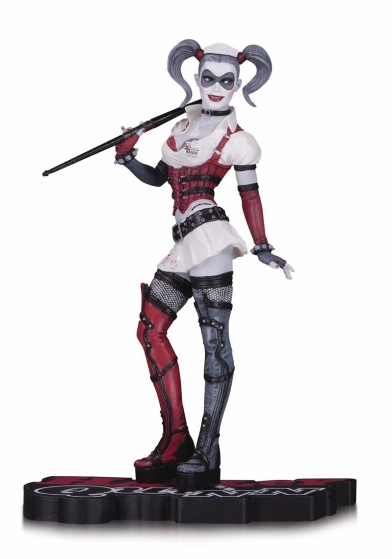 Harley Quinn Black White and Red statue