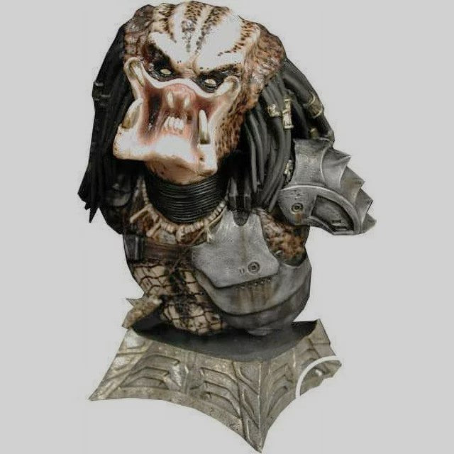 Predator Unmasked micro bust