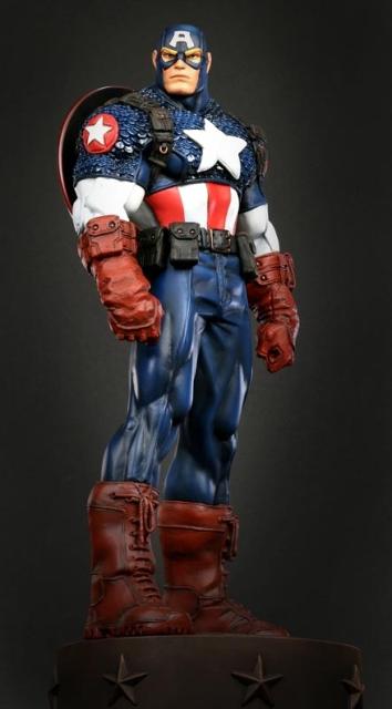 Captain America Exclusive statue
