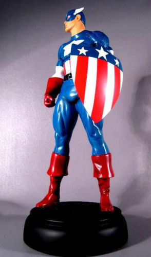 Captain America WWII statue