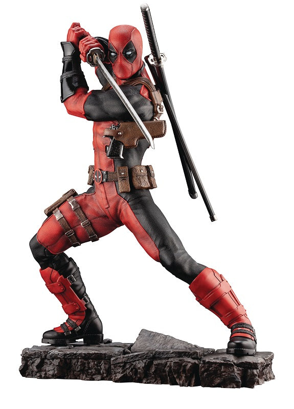 Maximum Deadpool Fine Art statue