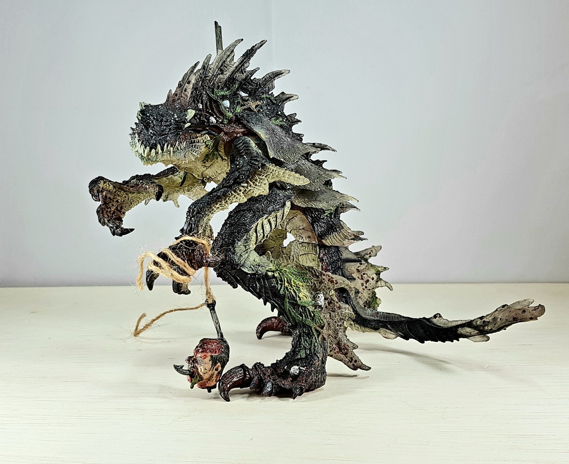 mcfarlane's monsters McFarlane's Monsters series 1 SEA CREATURE BLOODY version action figur – Nitro Comics and Collectibles