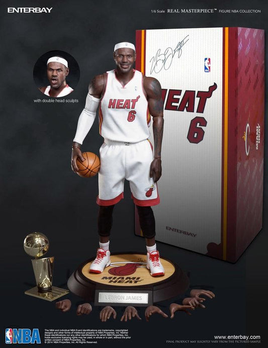 Real Masterpiece Lebron James 1/6 scale action figure